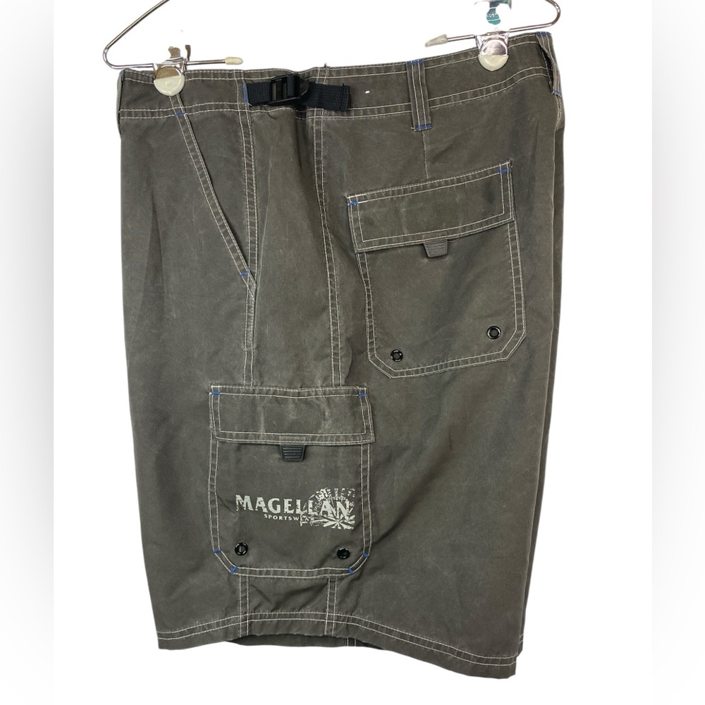 Magellan Sportswear Dark Gray Lightweight Cargo Shorts Men’s 38W